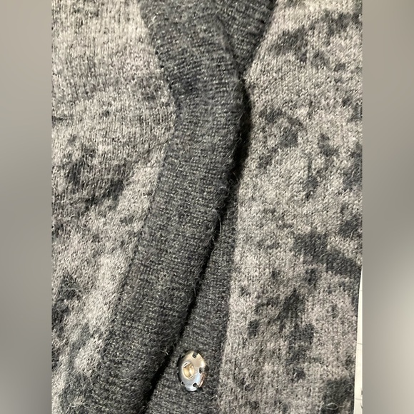 Cynthia Rowley long cardigan with snaps - Picture 5 of 9